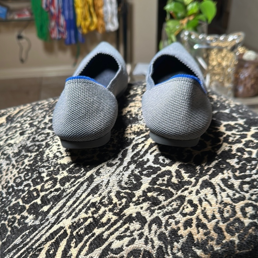 Rothy's Gray Slip-On Flats Versatile Comfort - Picture 4 of 7
